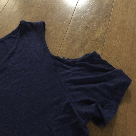 Womens open shoulder top - Picture 3 of 3